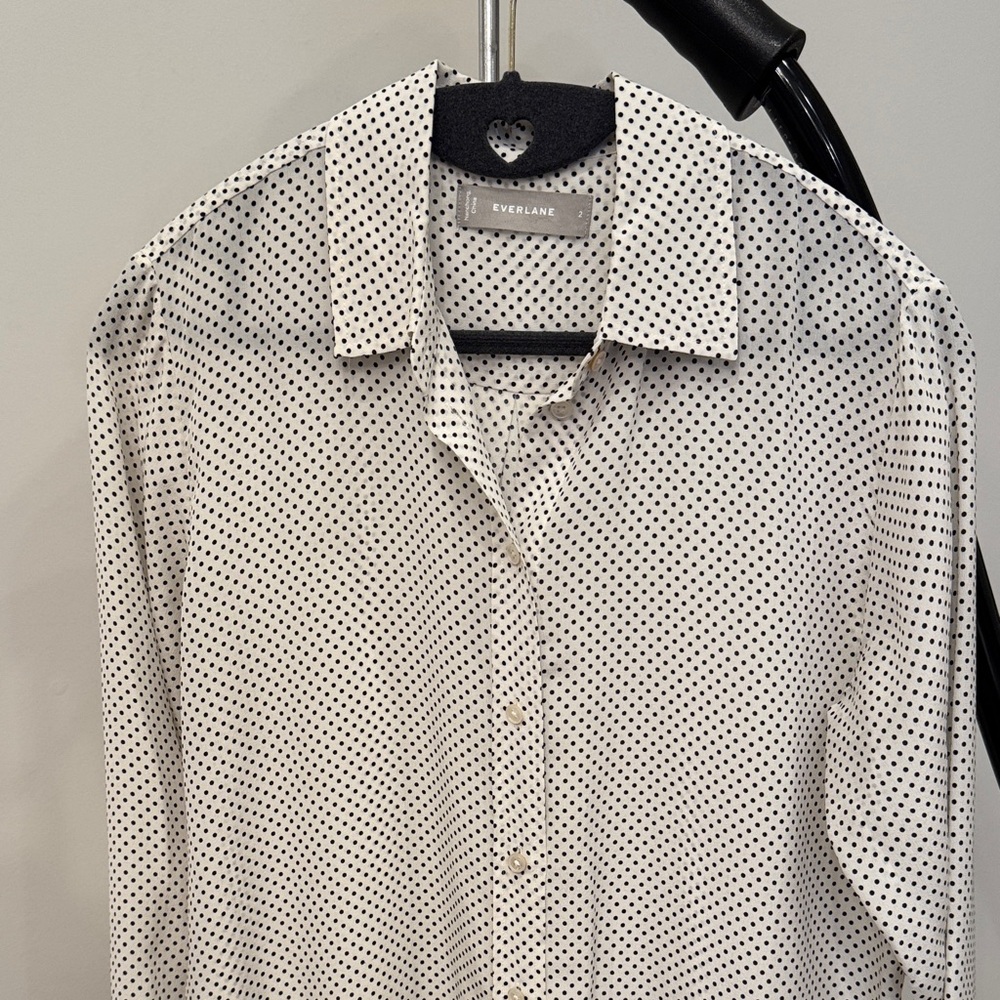 Everlane women’s washable silk blouse